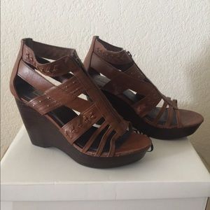 Olsenboye Wedge Sandals 9 1/2